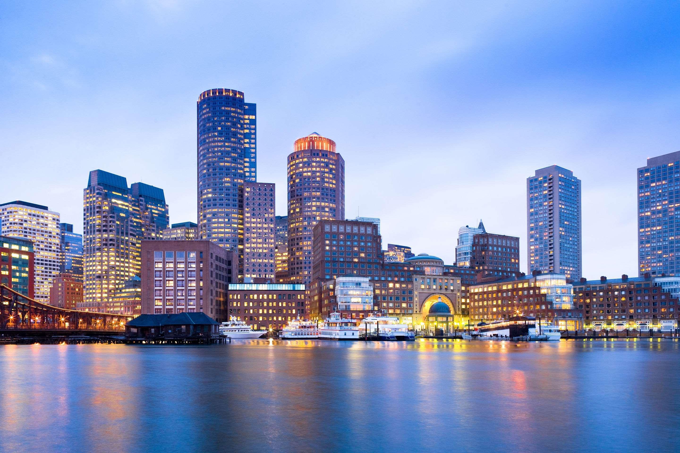 Cambria Hotel Boston Downtown - Seaport Экстерьер фото