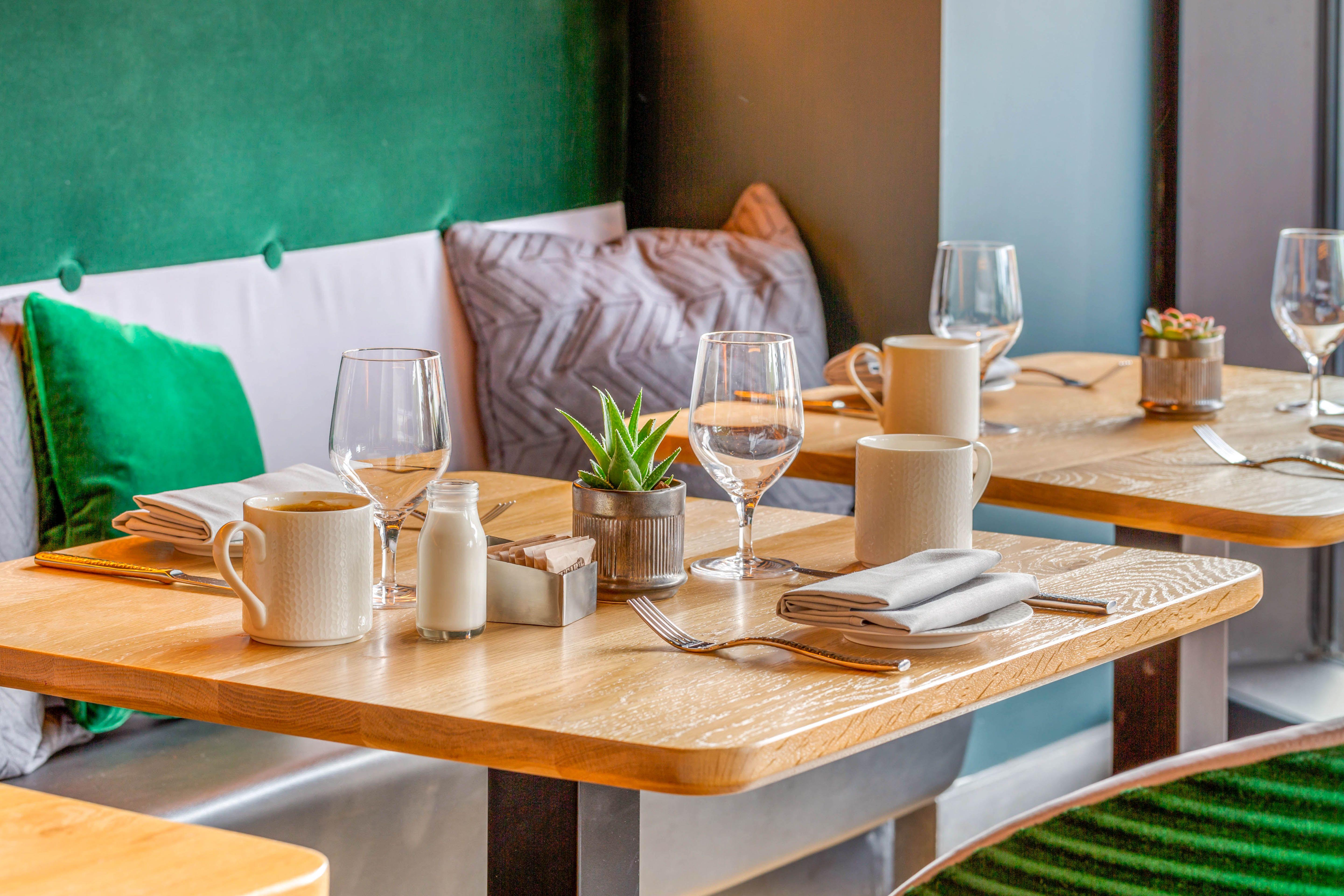 Cambria Hotel Boston Downtown - Seaport Экстерьер фото