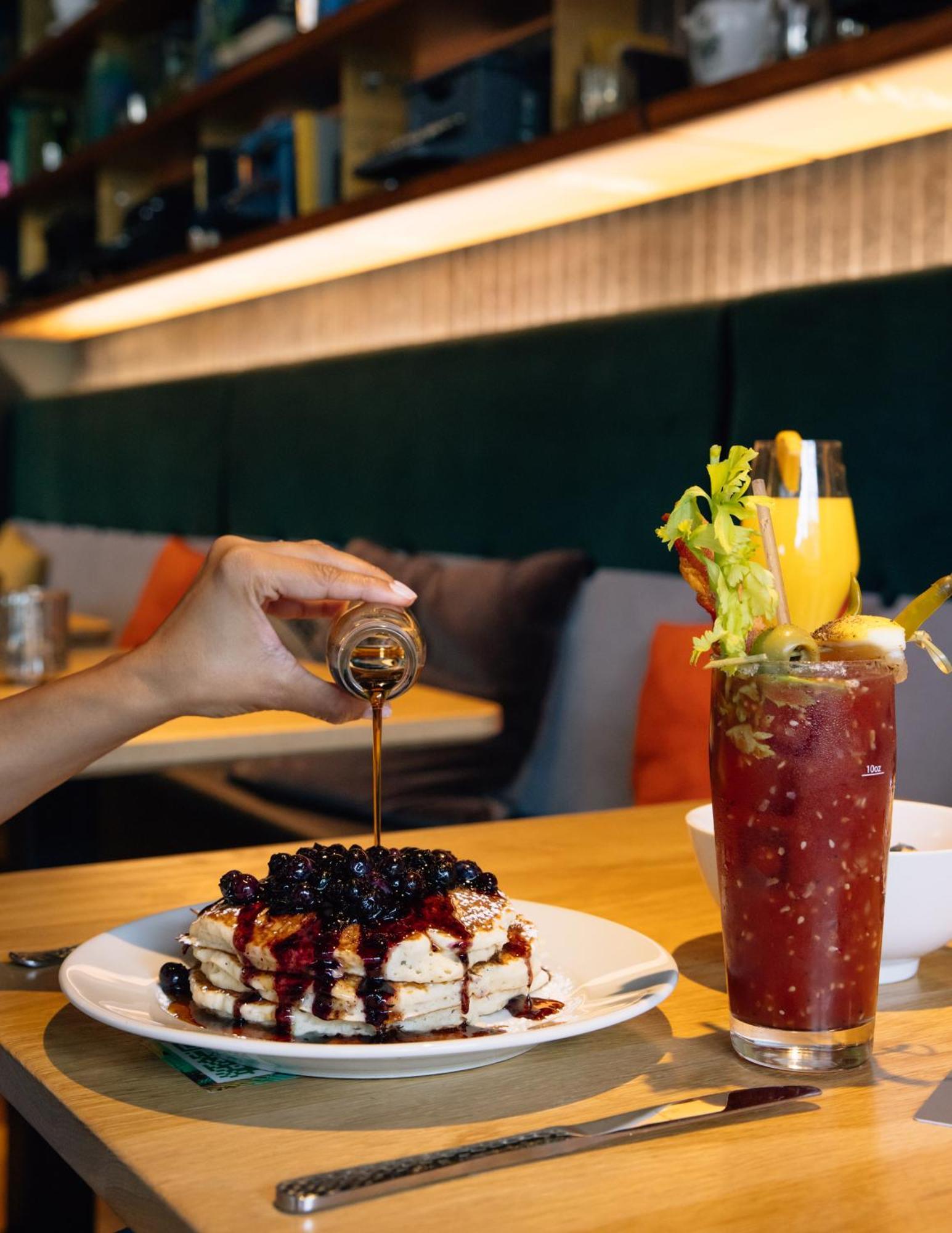 Cambria Hotel Boston Downtown - Seaport Экстерьер фото