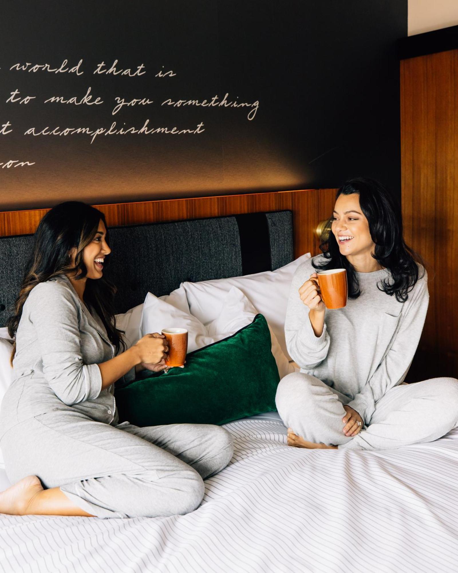 Cambria Hotel Boston Downtown - Seaport Экстерьер фото